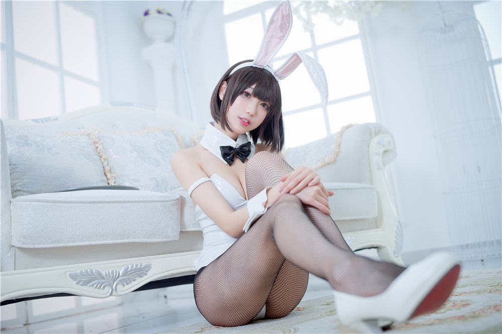 周叽是可爱兔兔 加藤惠兔女郎[32P-346MB]