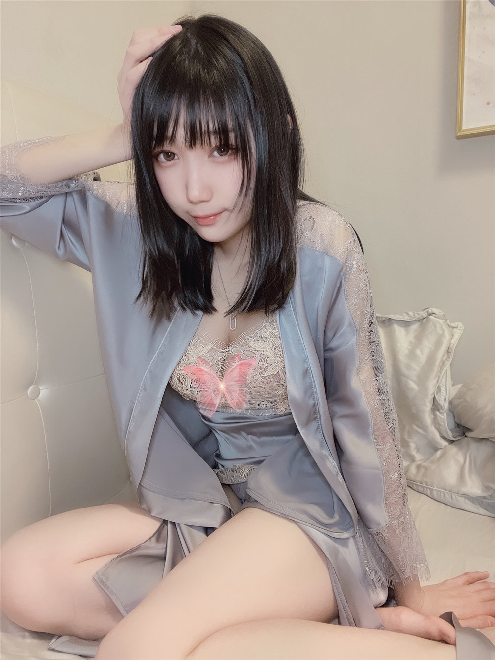 周叽是可爱兔兔 今夕何夕睡袍[9P-15MB]