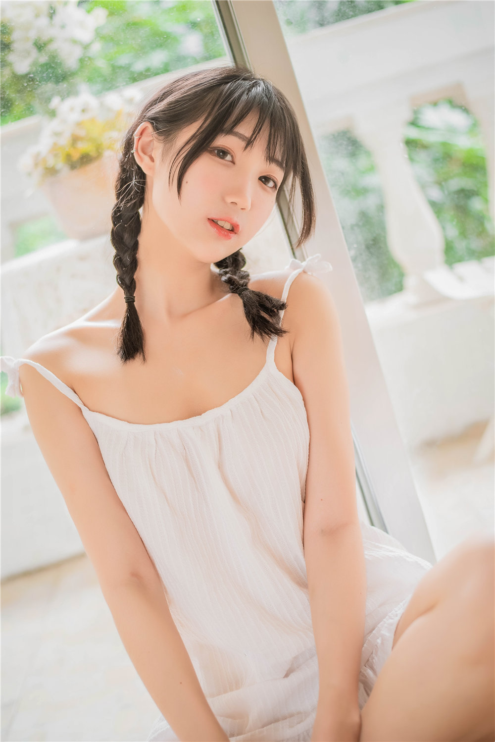 周叽是可爱兔兔 盛夏[19P-94MB]