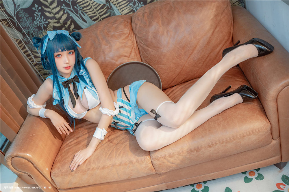 服务员 皮皮奶&周叽是可爱兔兔[39P-159MB]