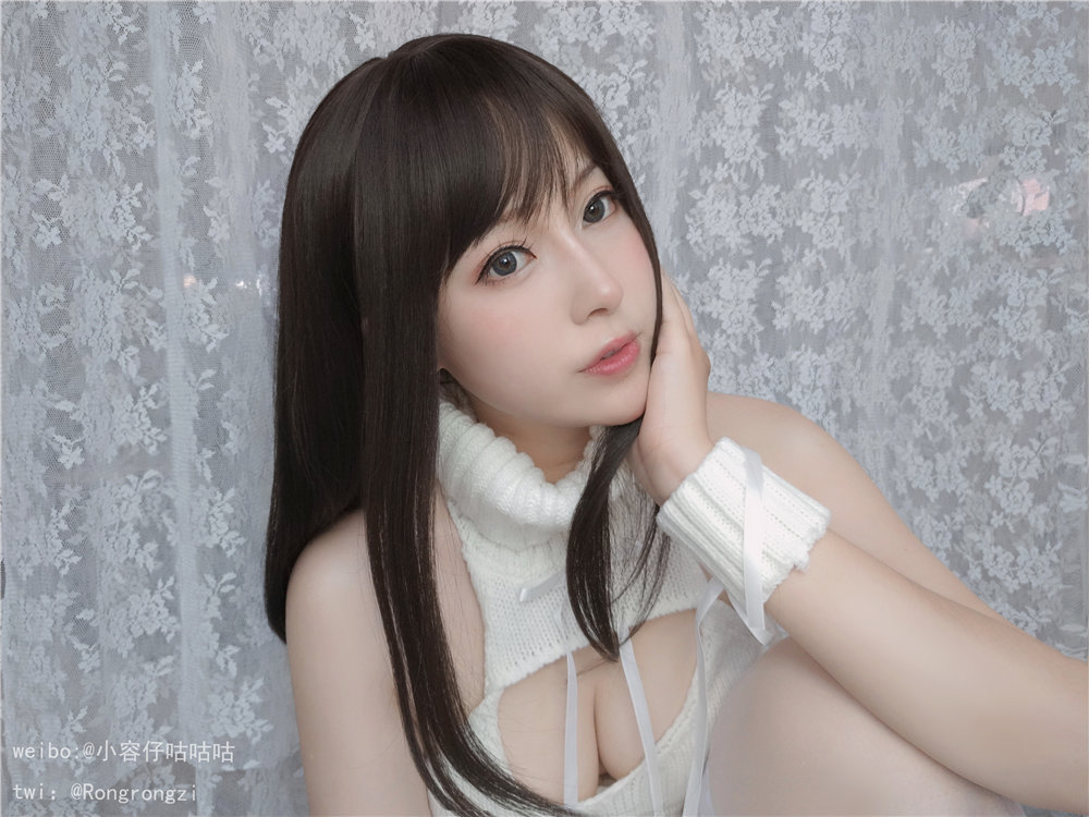 小容仔咕咕咕w 女友向 纯白毛衣[21P1V-229MB]