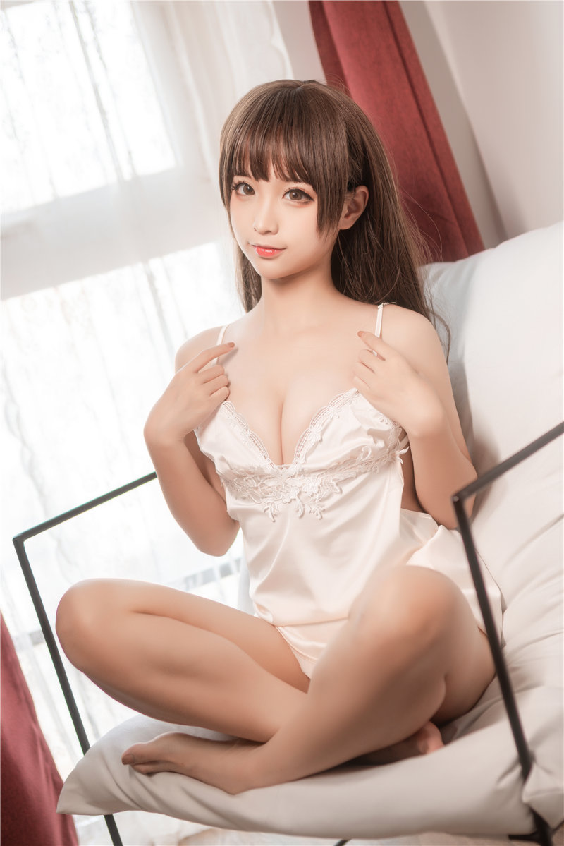 蠢沫沫 日常睡裙[40P-325MB]