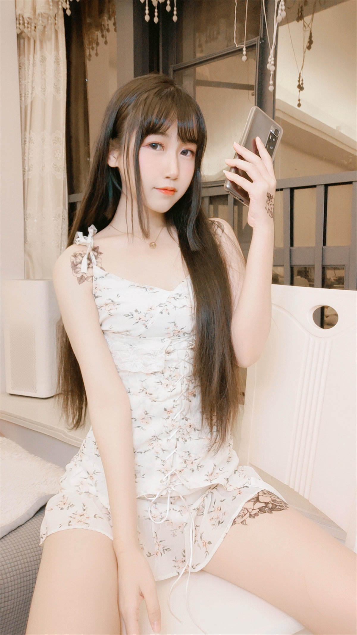 不呆猫 温柔风连衣裙[15P-17MB]