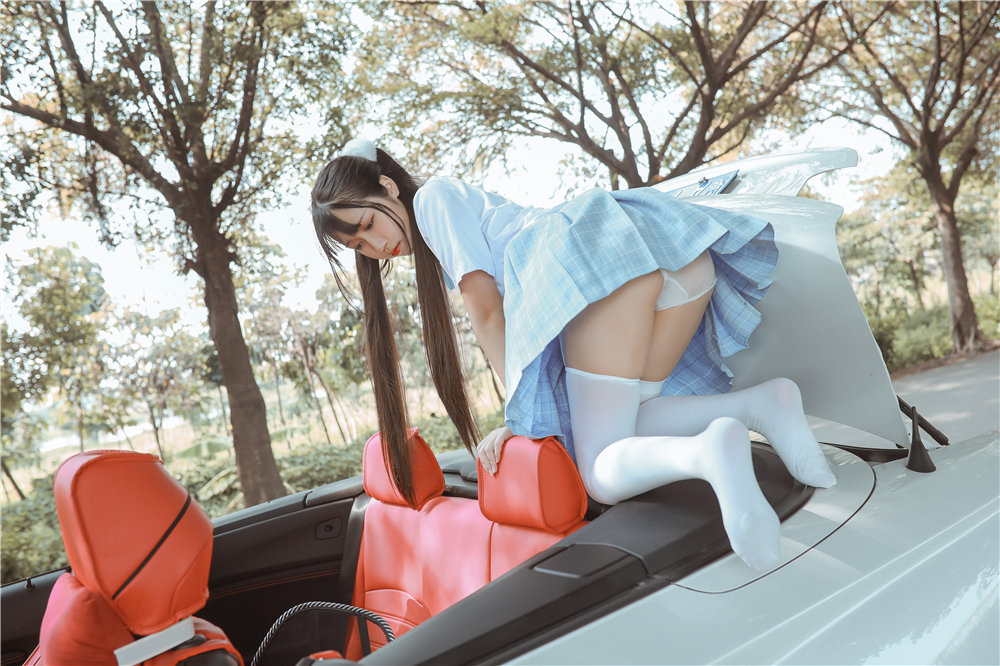 不呆猫 白丝过膝袜[21P12V-209MB]