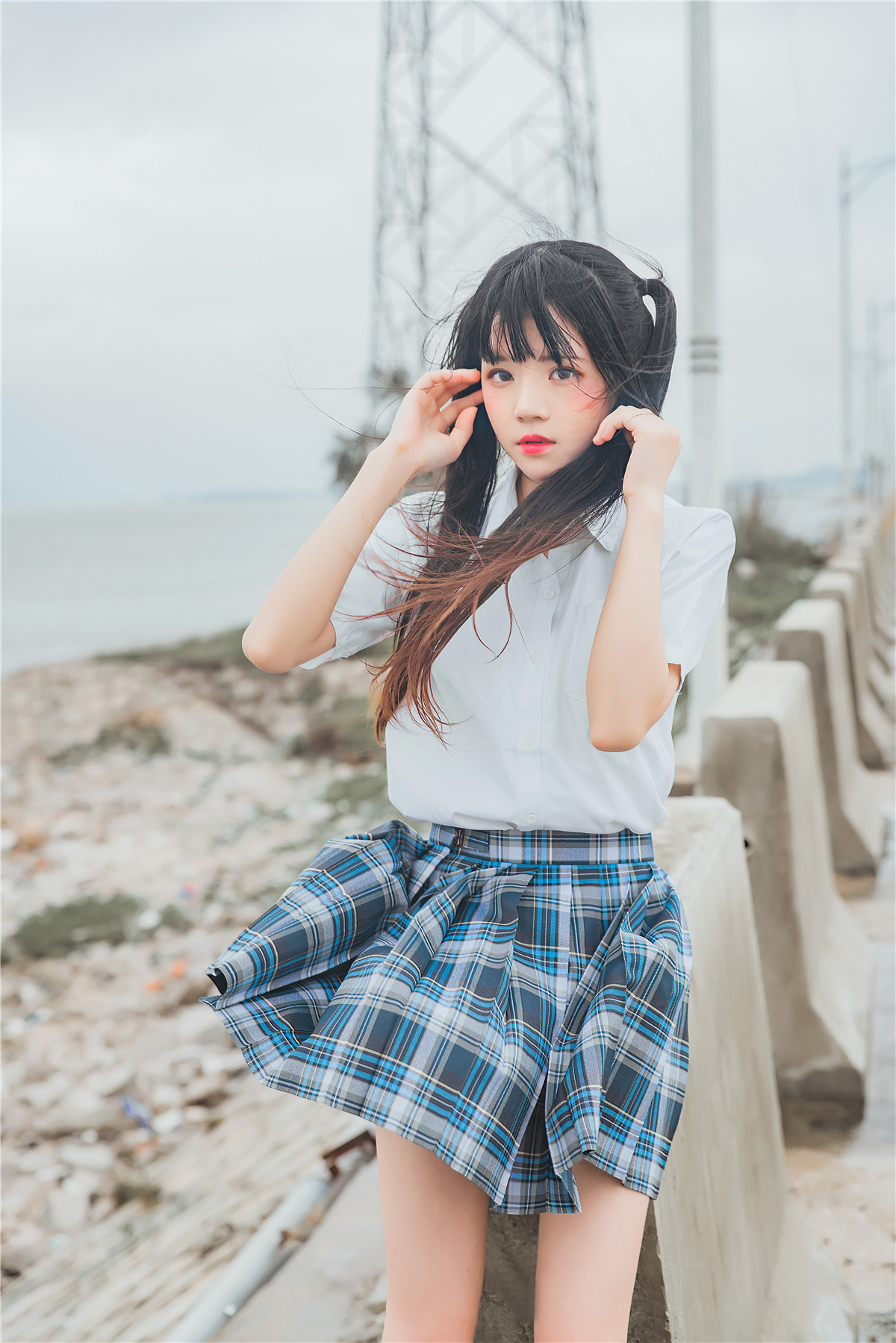 桜桃喵 耳畔的风 [27P-377MB]