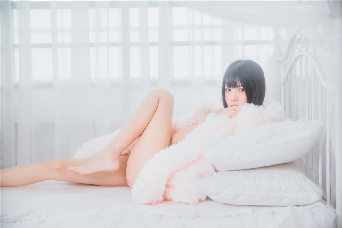 桜桃喵 冬眠系列 纯白私房[46P-386MB]