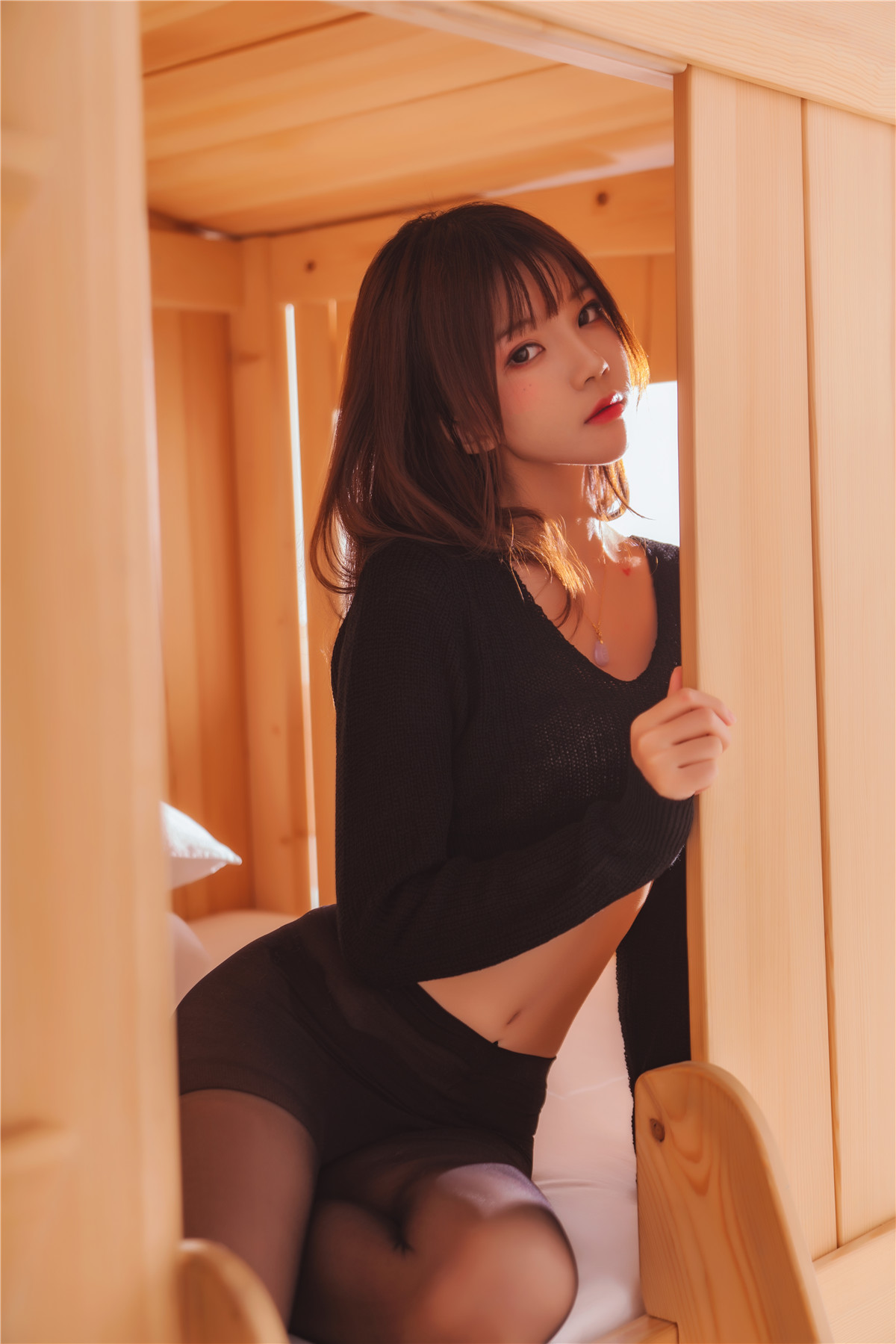 桜桃喵 小白 [33P-534MB]