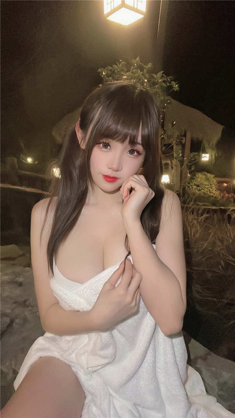 miko酱ww 泡汤啦 [18P3V-269MB]