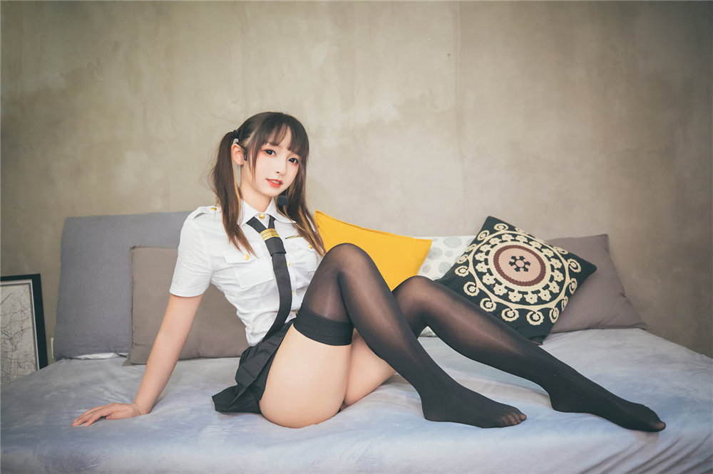 神楽坂真冬 お帰りなさい、指揮官(絶対企画)[150P2V-103MB]