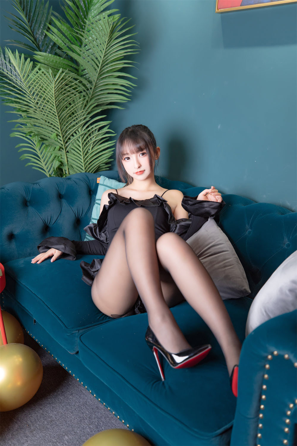 神楽坂真冬《授業開始》(絶対企画)[150P2V-242MB]