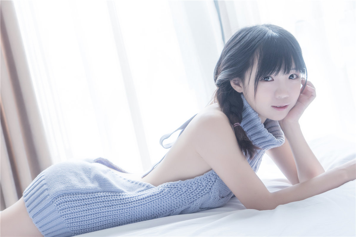 御子Yumiko 漏背毛衣[10P-116MB]