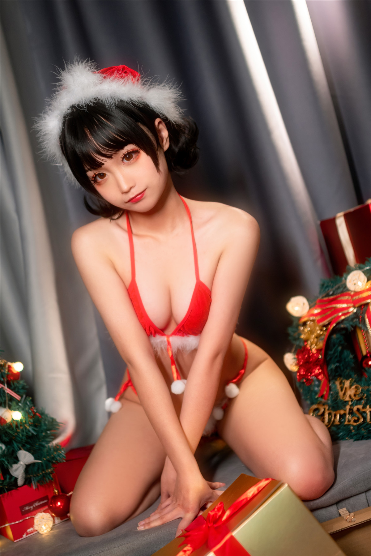 蠢沫沫 圣诞箱子 [35P-363MB]