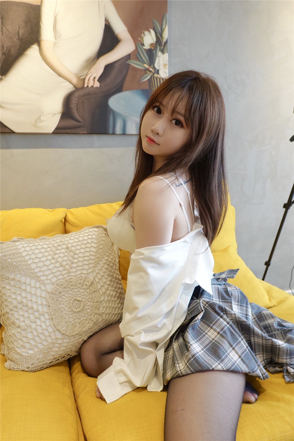 是依酱吖 jk制服[16P-38MB]