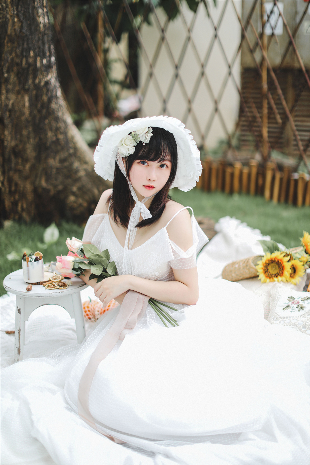 是依酱吖 依酱私人拍摄图[30P-165MB]