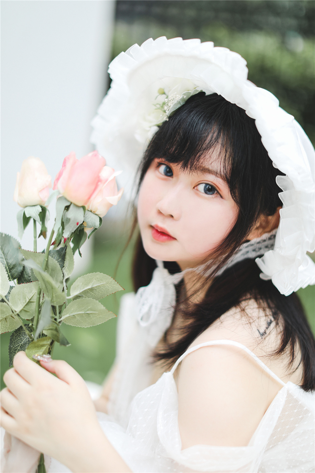 是依酱吖 依酱私人拍摄图[30P-165MB]