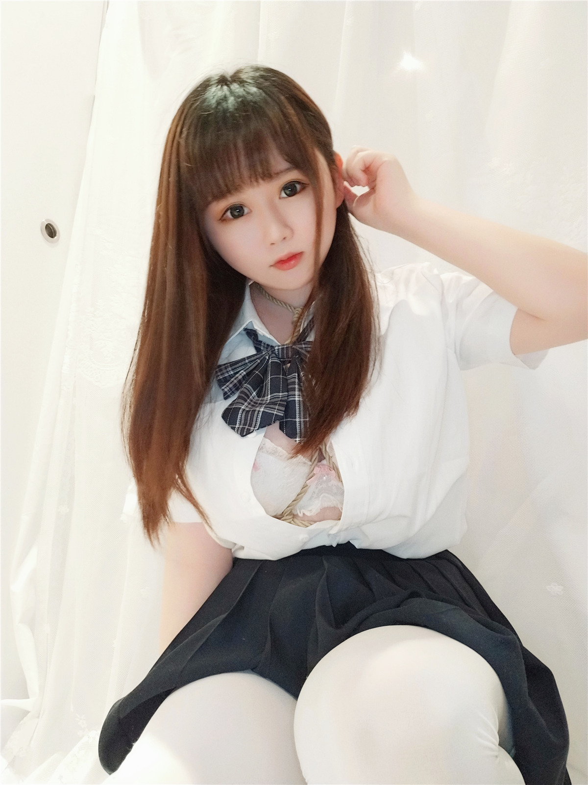 是依酱吖 裙底的秘密[83P-164MB]