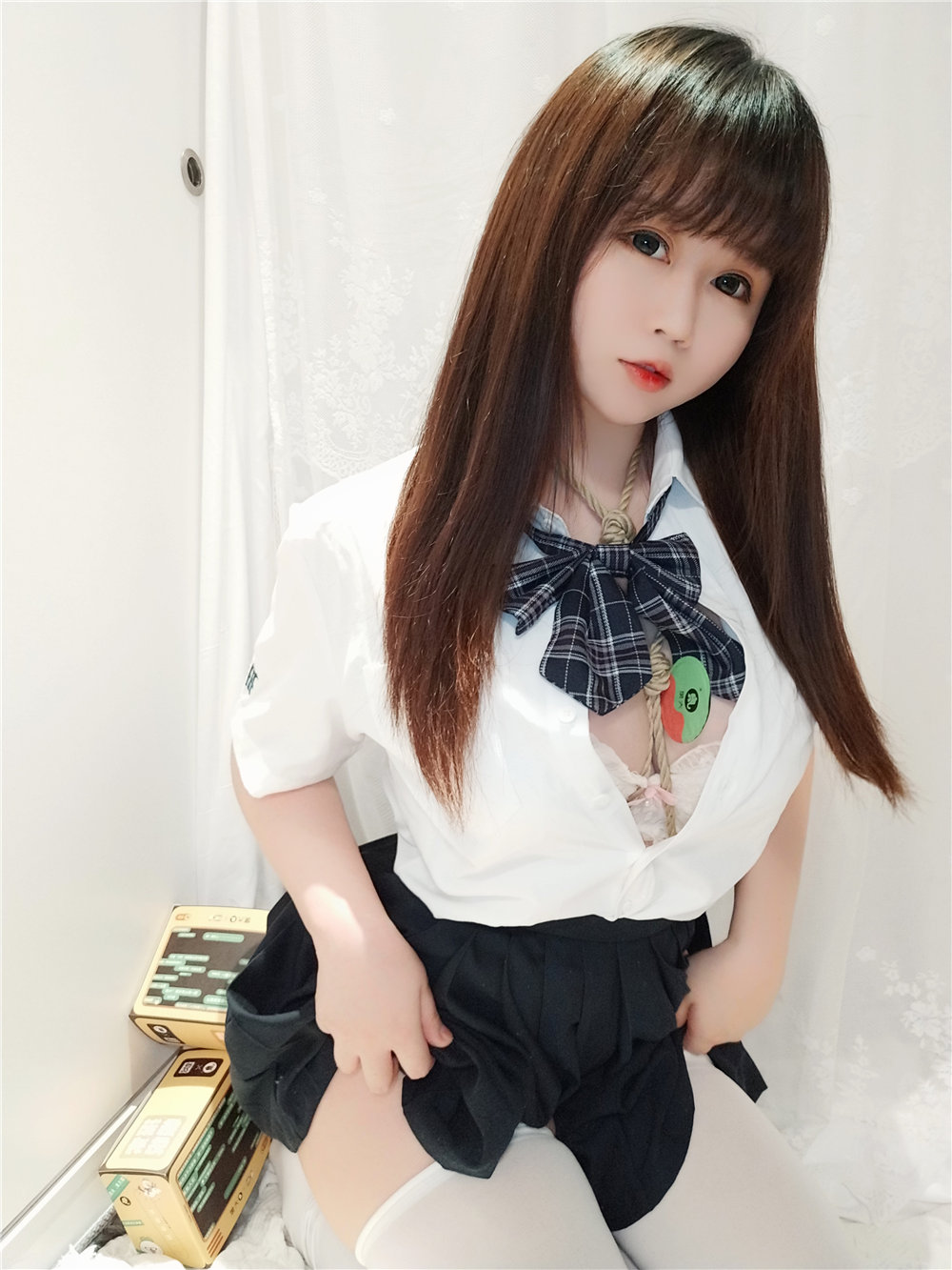 是依酱吖 JK捆绑[20P-44MB]