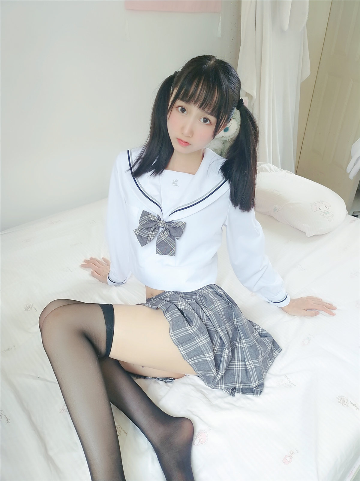 木棉棉OwO 灰格子jk[21P1V-96MB]