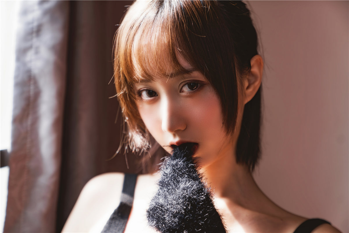 木棉棉OwO 黑丝私房2套[83P-1.57GB]