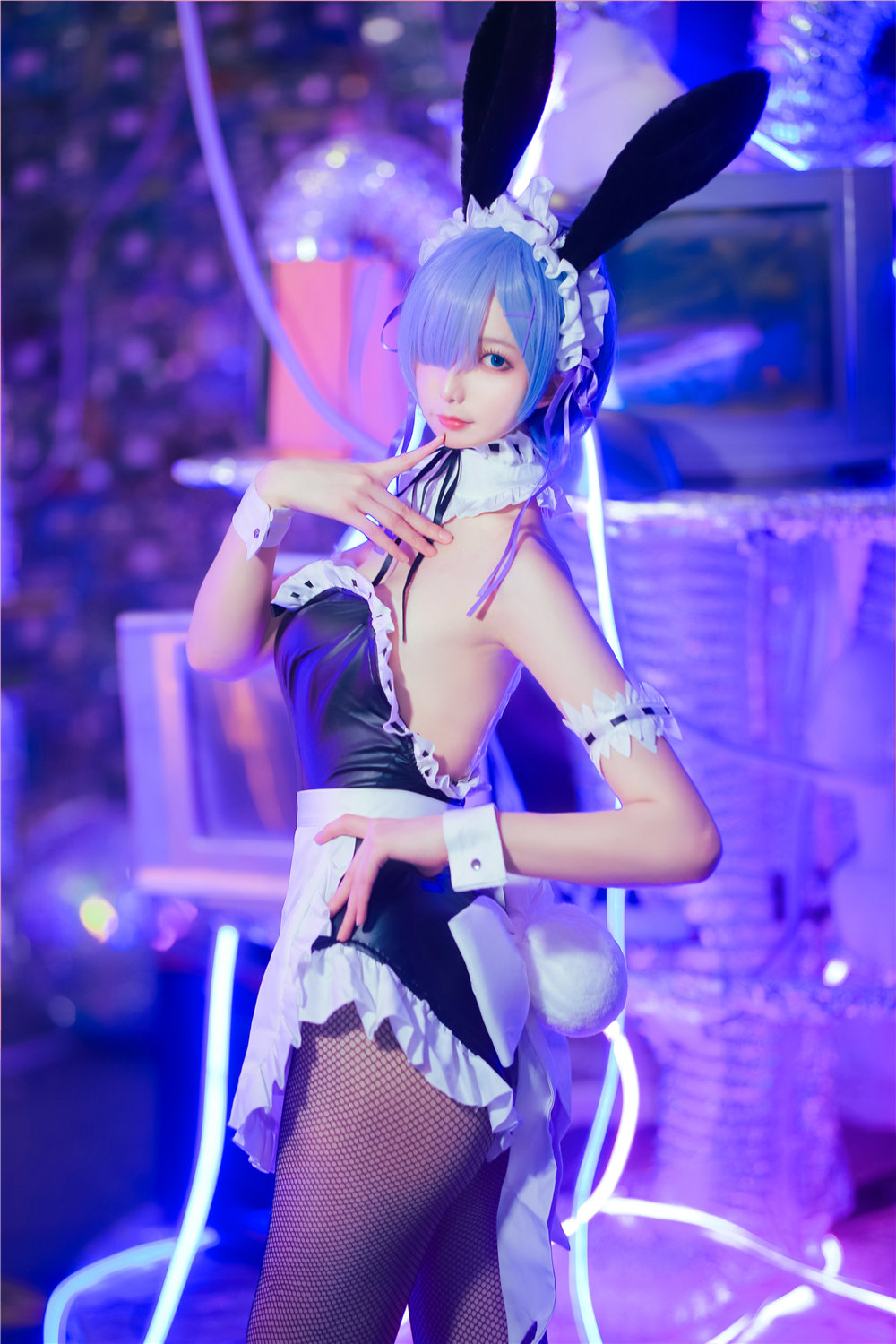 封疆疆v 蕾姆兔女郎[18P-212MB]