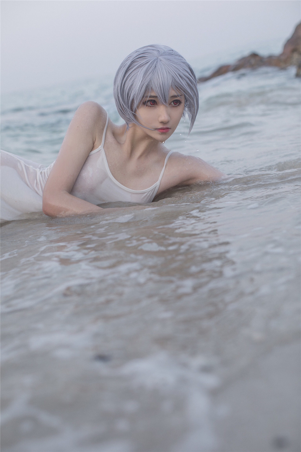 南桃Momoko 绫波丽白裙 [25P-155MB]