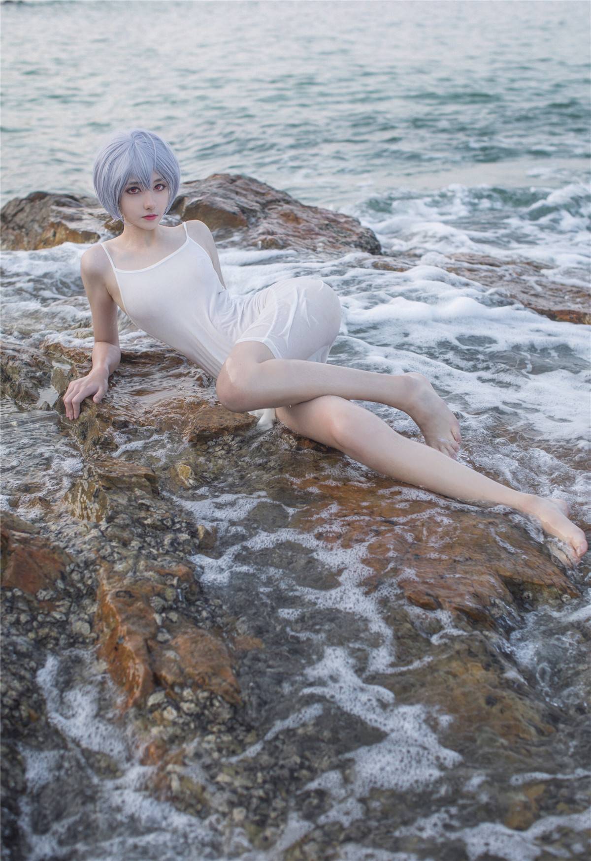 南桃Momoko 绫波丽白裙 [25P-155MB]