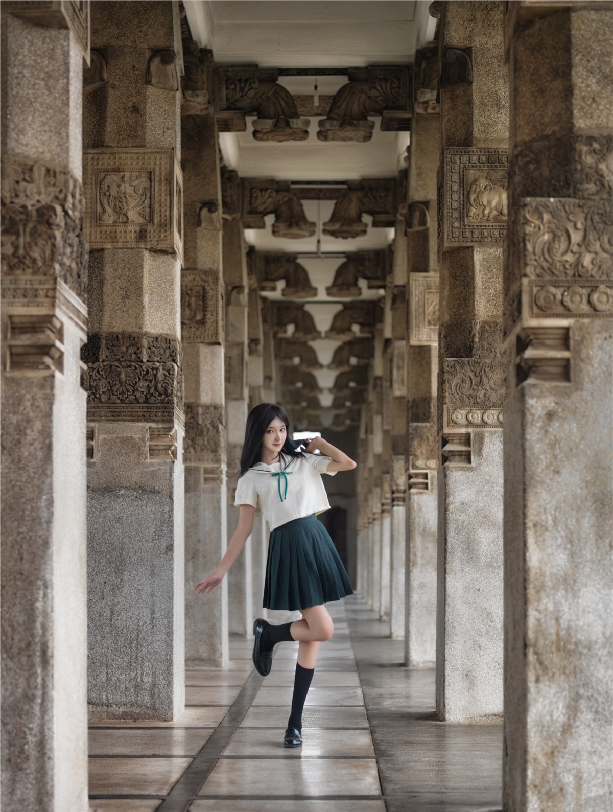 南桃Momoko 绿jk [14P-27MB]