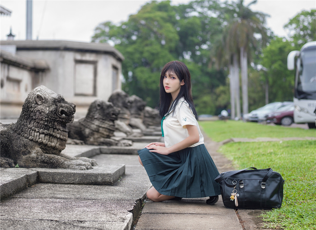 南桃Momoko 绿jk [14P-27MB]