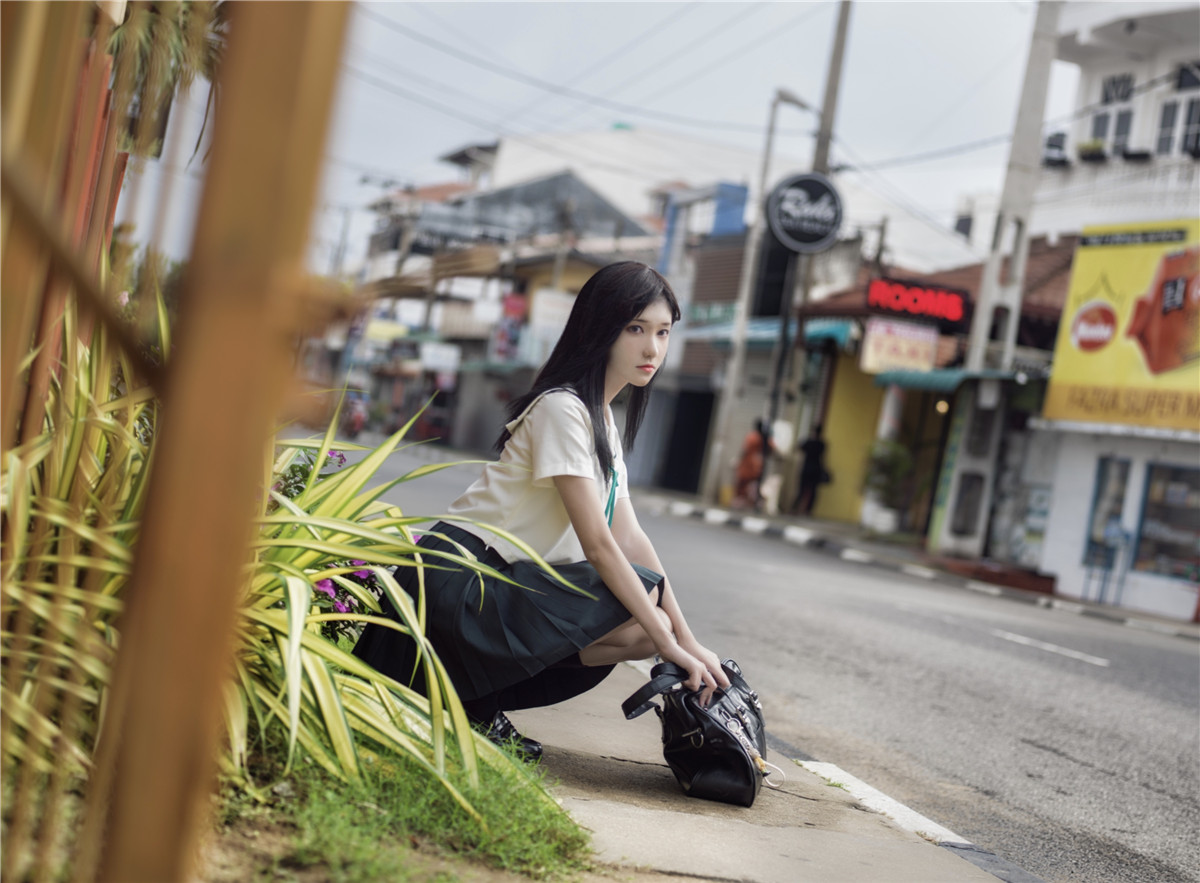 南桃Momoko 绿jk [14P-27MB]