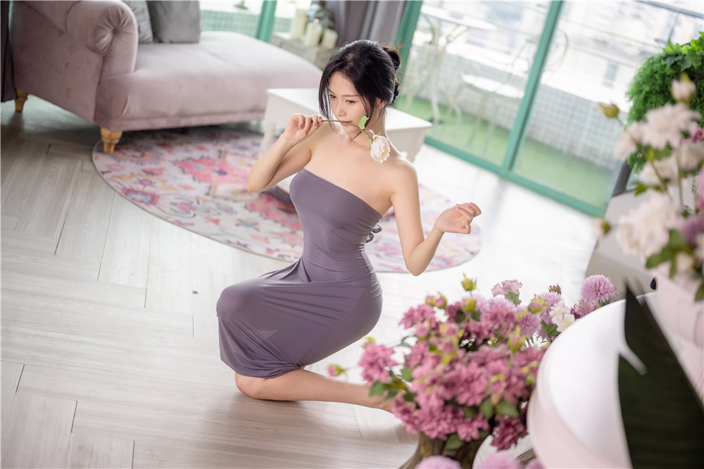 抖娘-利世 吉他妹妹[42P1V-811MB]