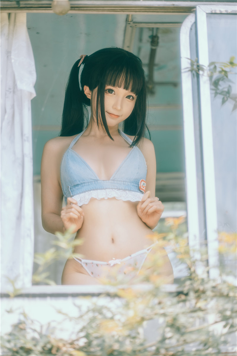 蠢沫沫 大巴车 [130P-1.28GB]