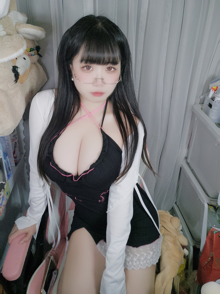 贞子蜜桃 心心眼 [10P1V-252MB]