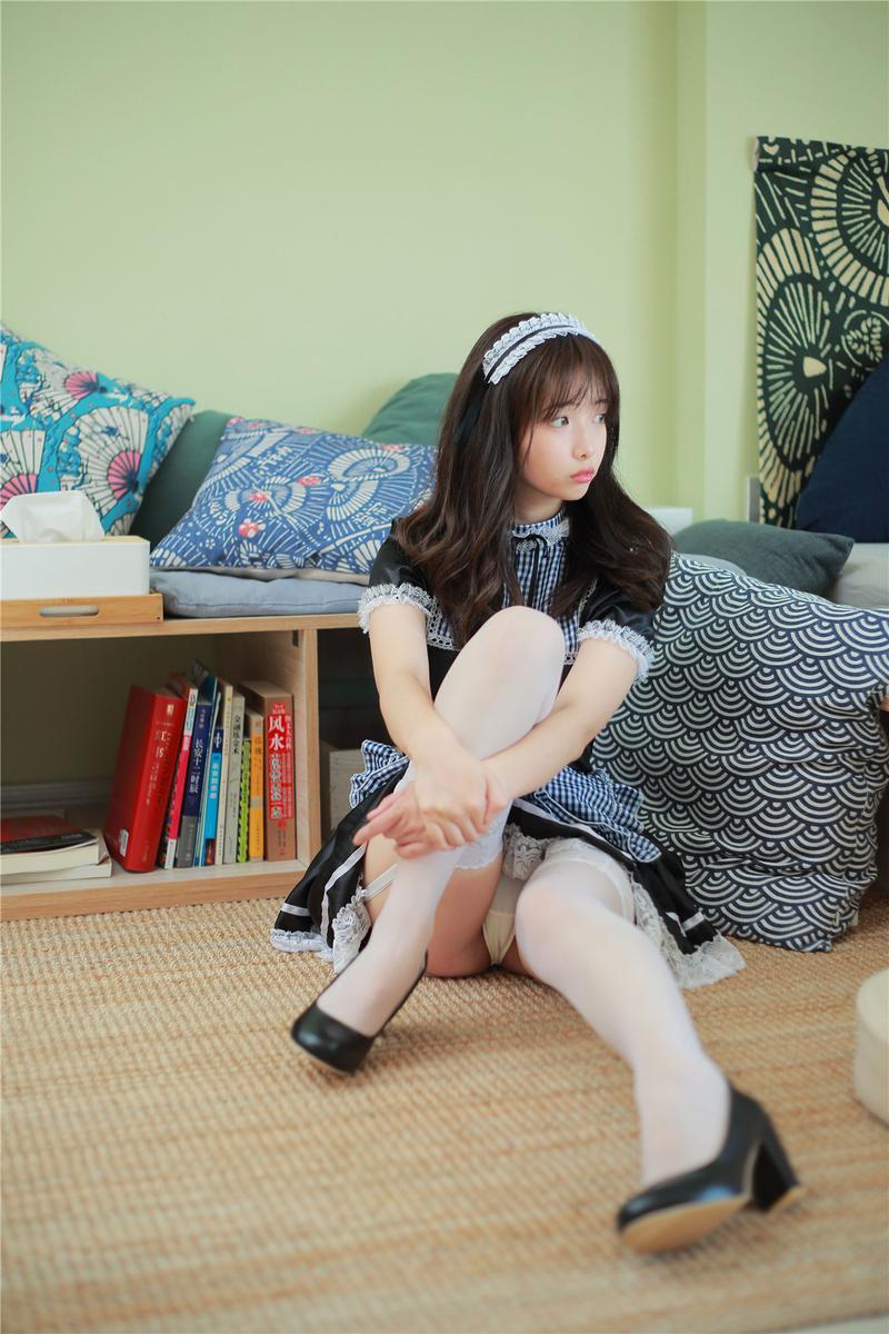 雯妹不讲道理 女仆写真 [17P-108MB]