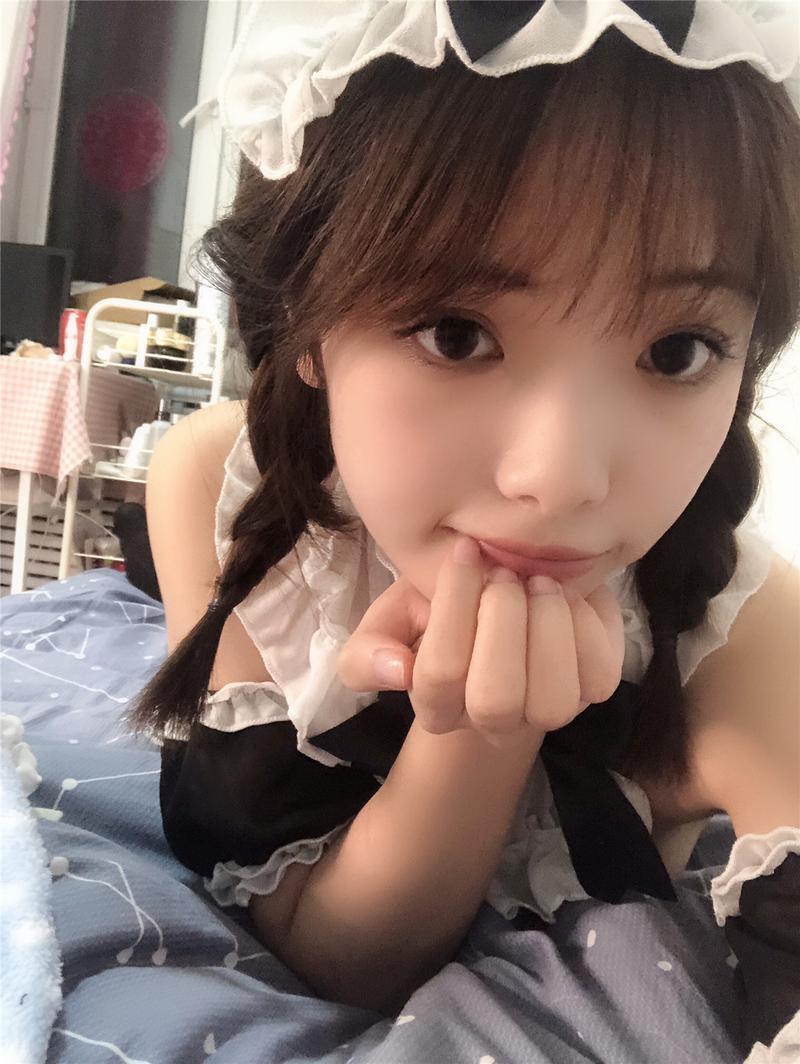 雯妹不讲道理 1号本 女仆 [24P-209MB]