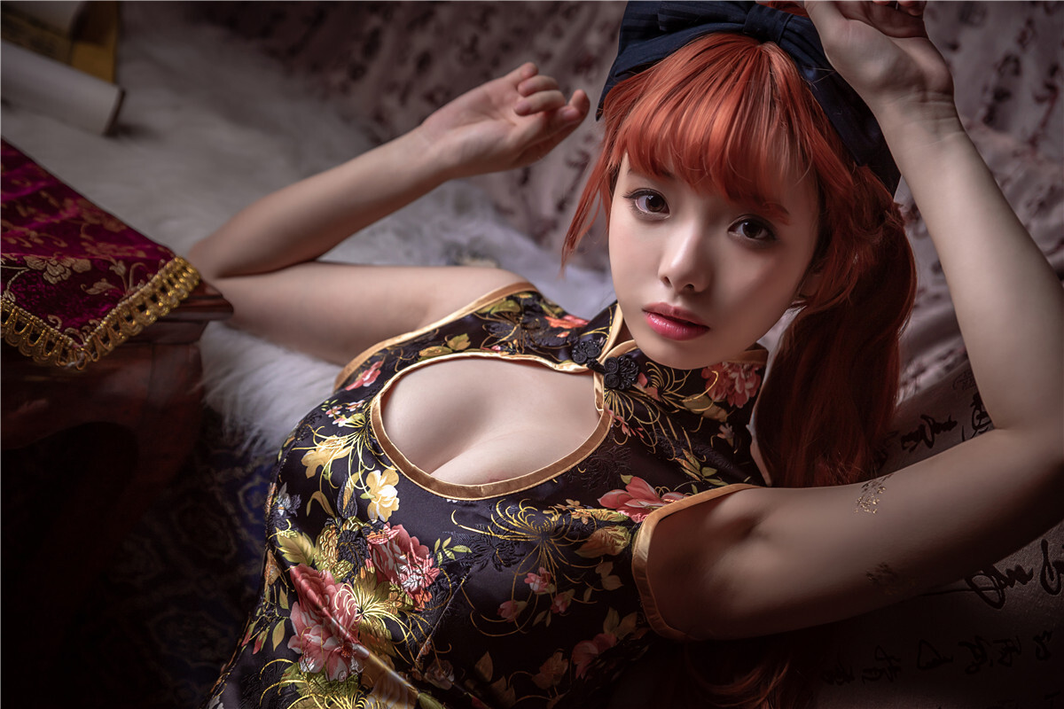 雯妹不讲道理 低胸果足 [15P-328MB]