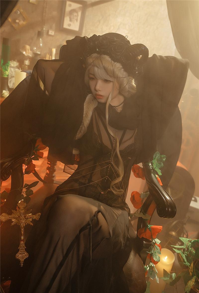 雯妹不讲道理 魅魔本 gothic devil [16P-324MB]