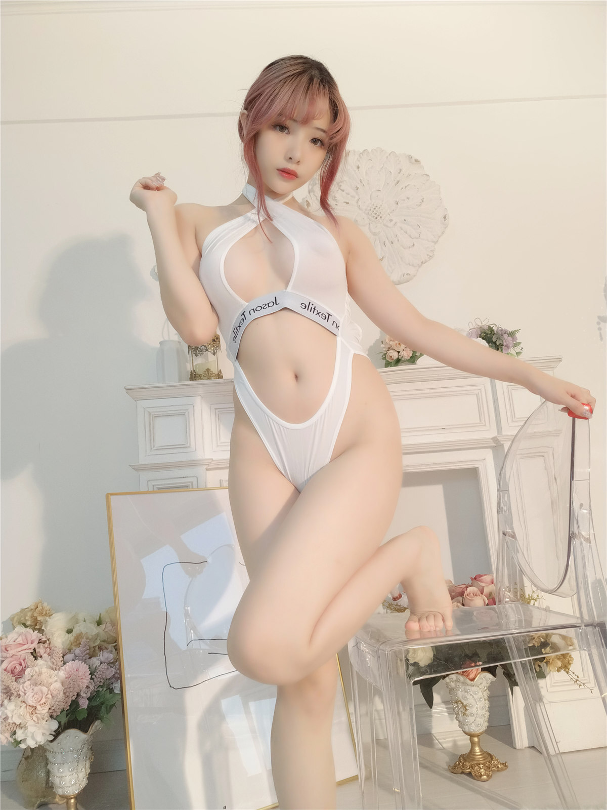 雯妹不讲道理 10月自拍图包[248P9V-2.82GB]