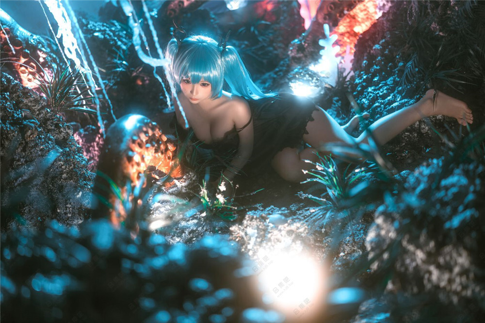 蠢沫沫 深海少女[44P]