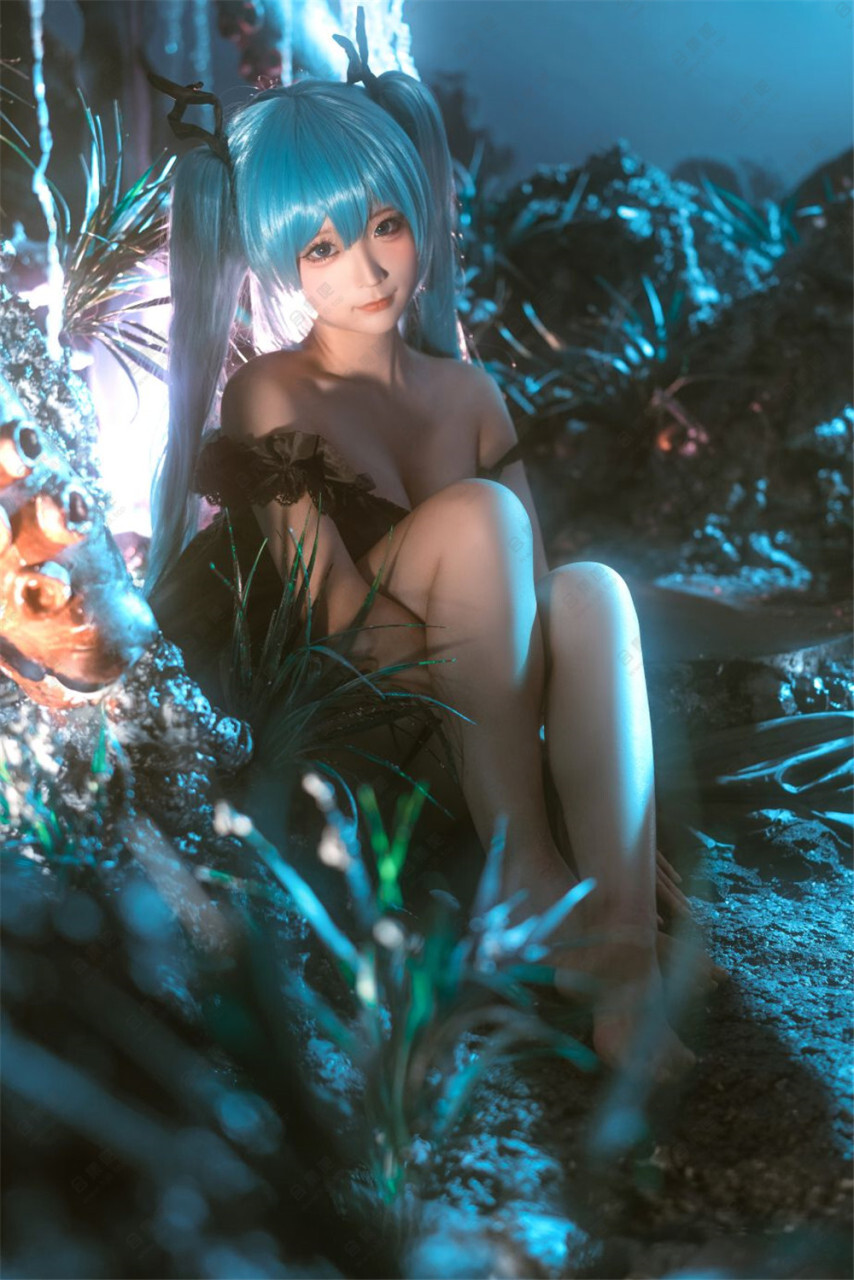 蠢沫沫 深海少女[44P]