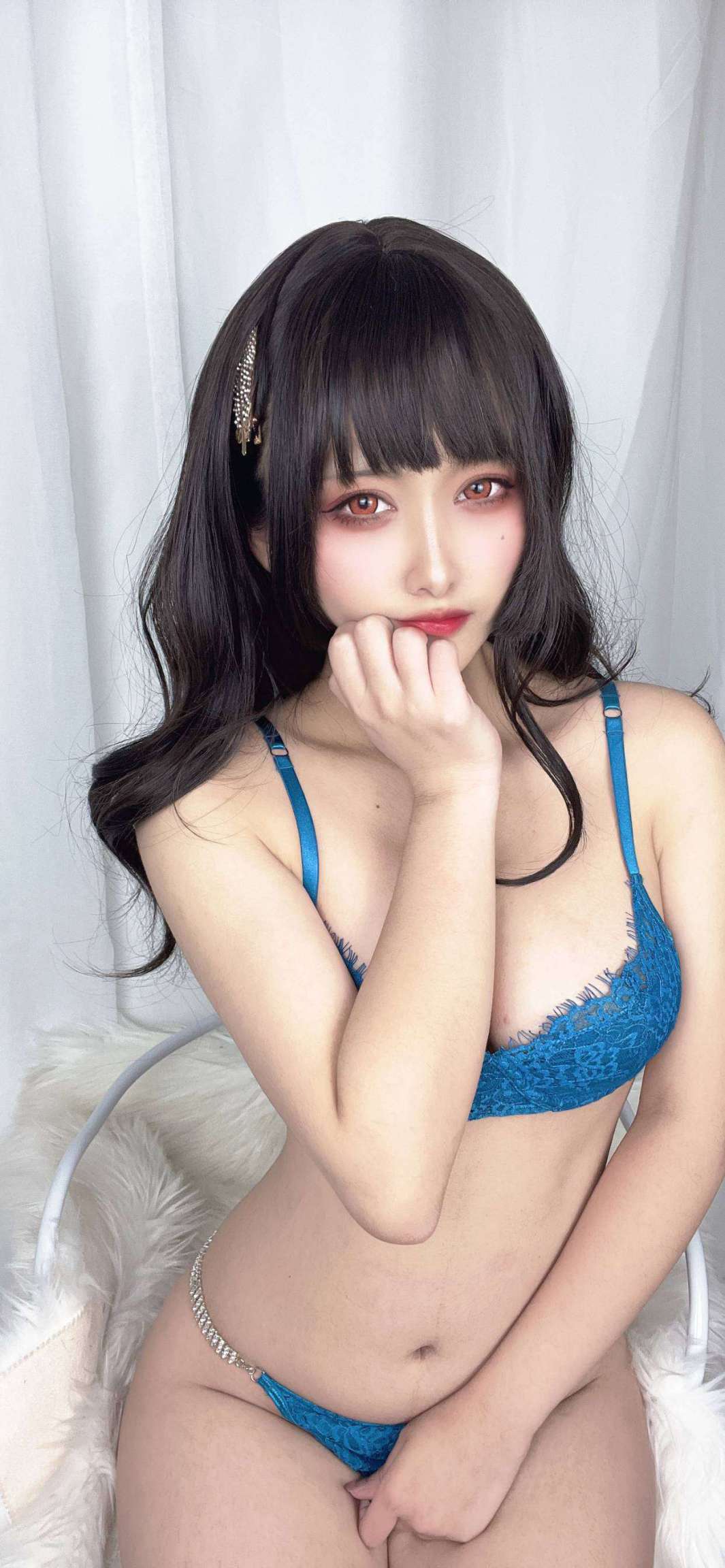 洛璃 LoLiSAMA 第一次的约会 [113P3V-1.84GB]