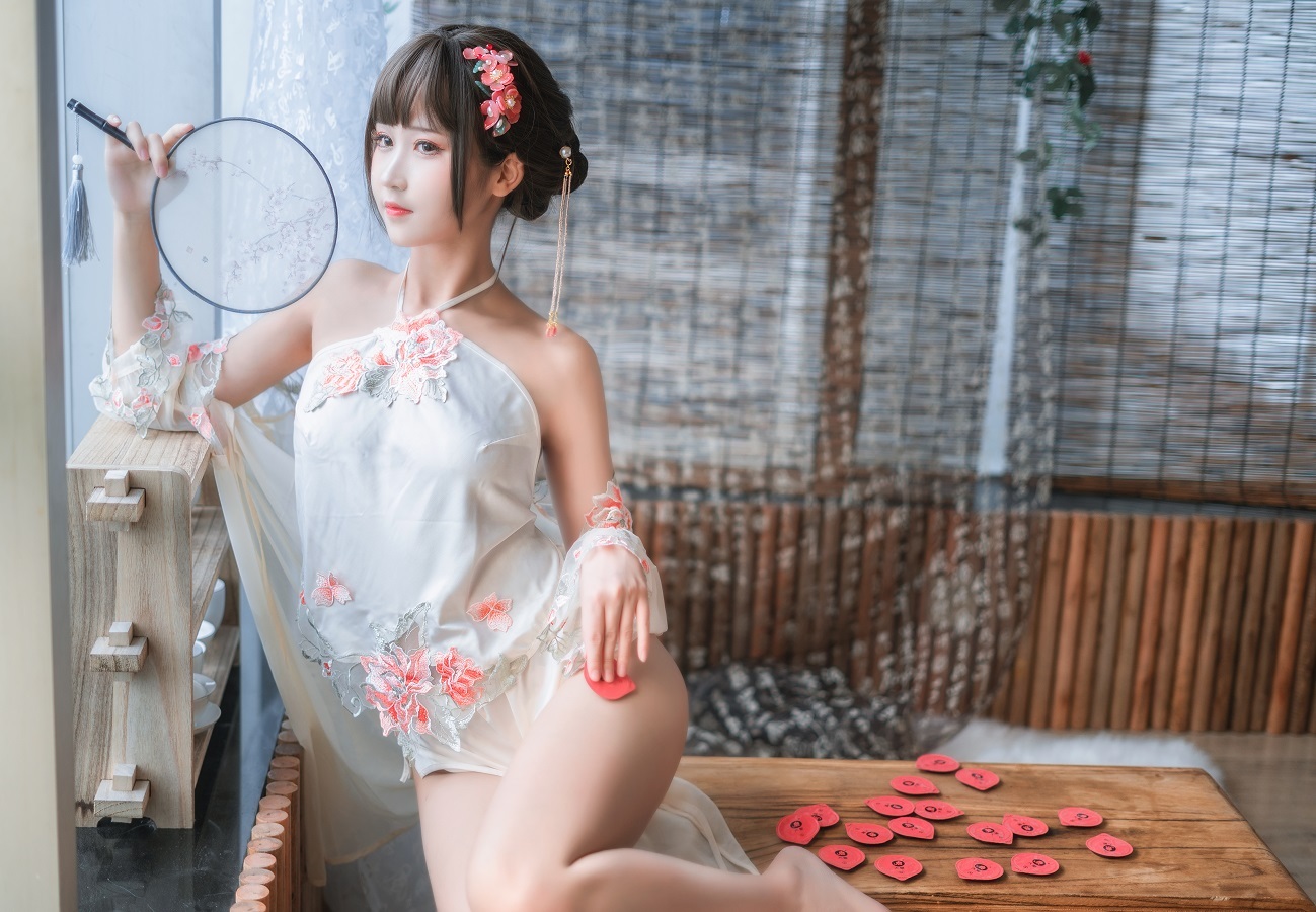 三度_69-肚兜[32P]