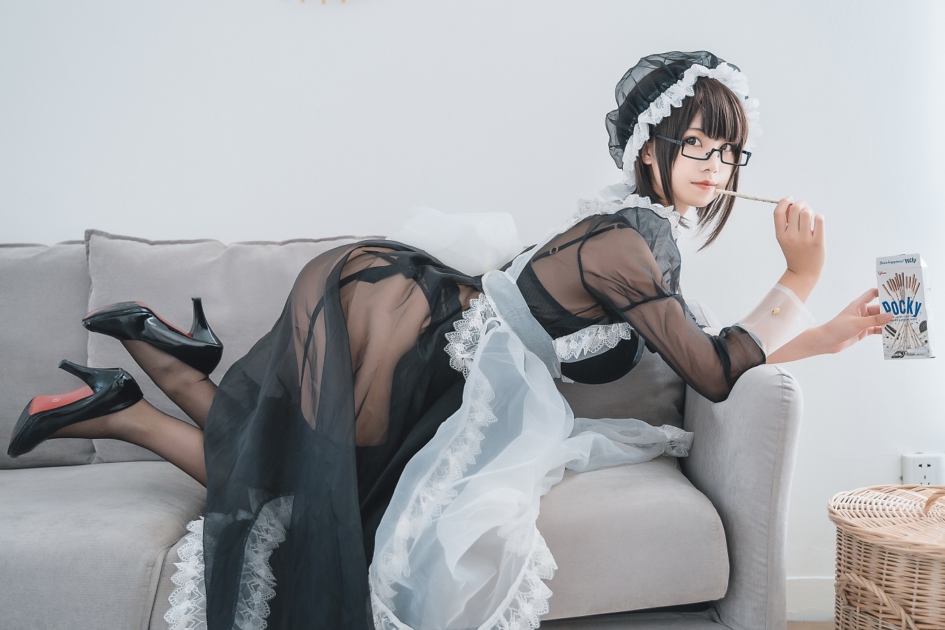 蜜汁猫裘 透明女仆[30P]