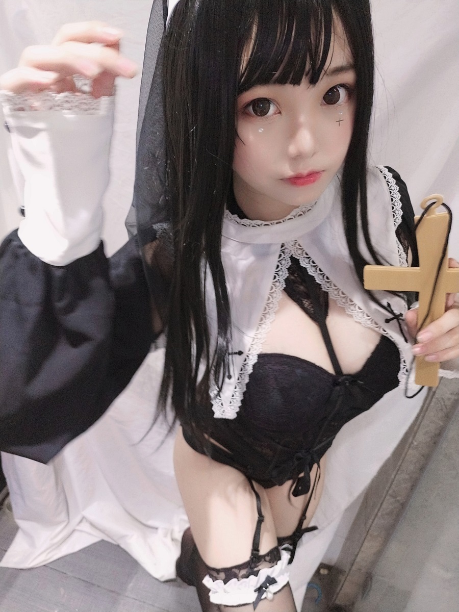 蜜汁猫裘 修女[25P]