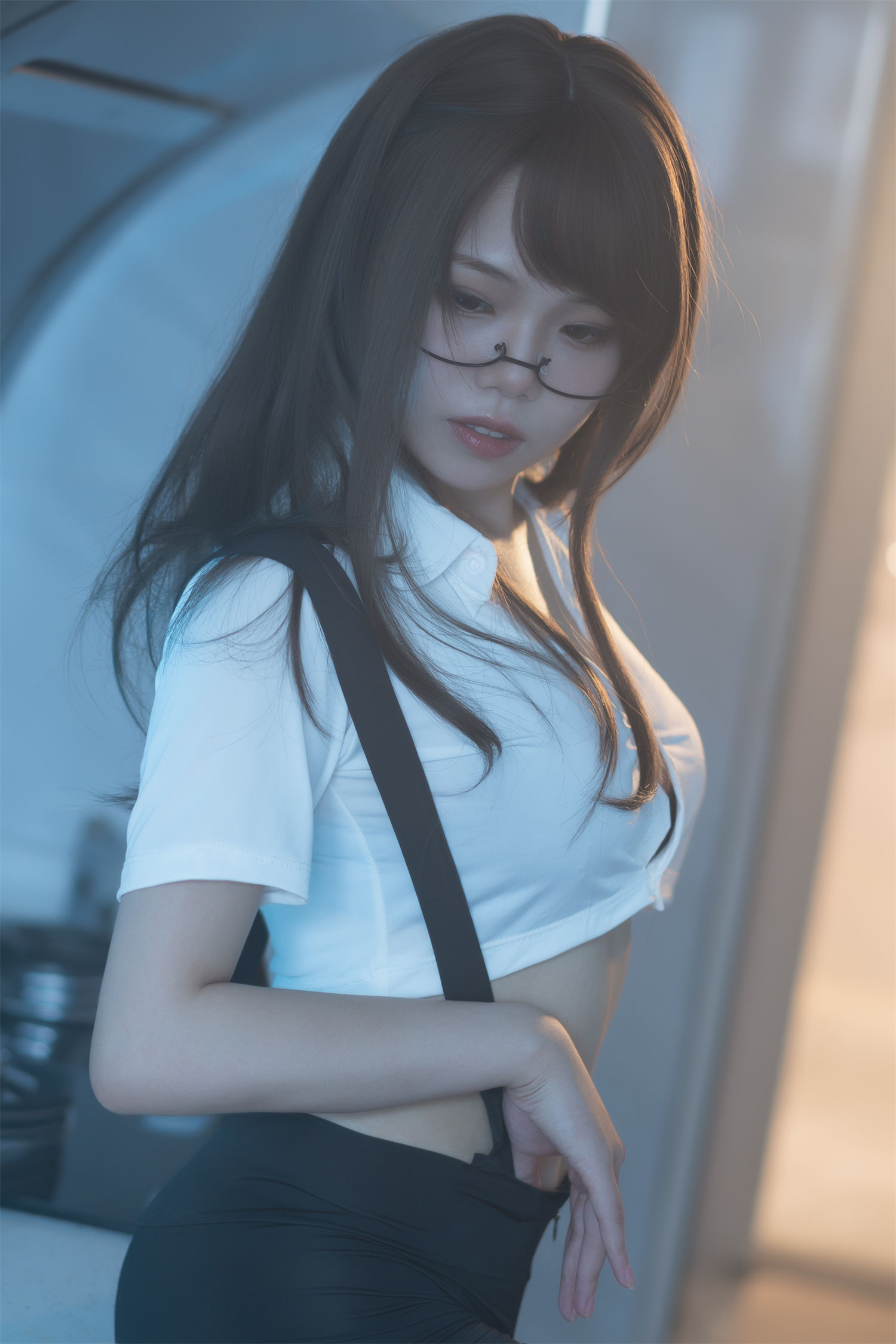 “眼镜娘”七月喵子,让人脸红的壁纸